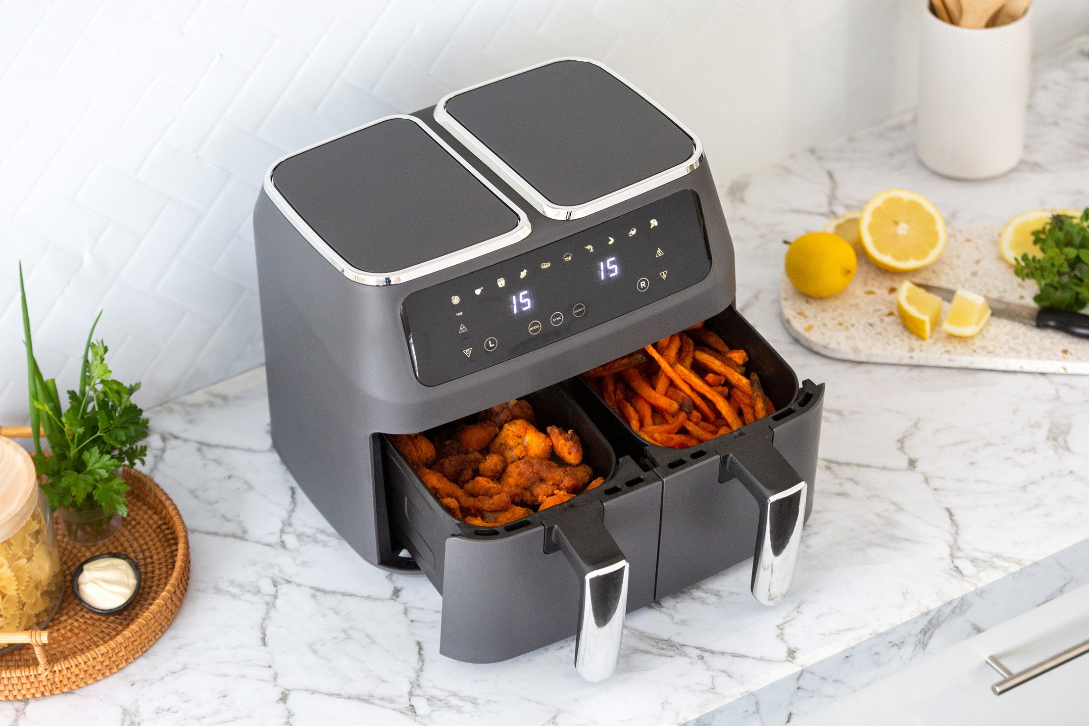 8L Dual Zone Digital Air Fryer w/ 200°C, 10 Cooking Programs Lenoxx