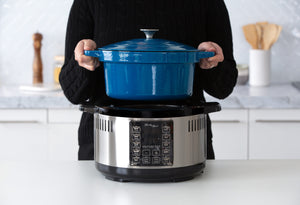 Digital Dutch Oven with removable cast iron enamelled pot.