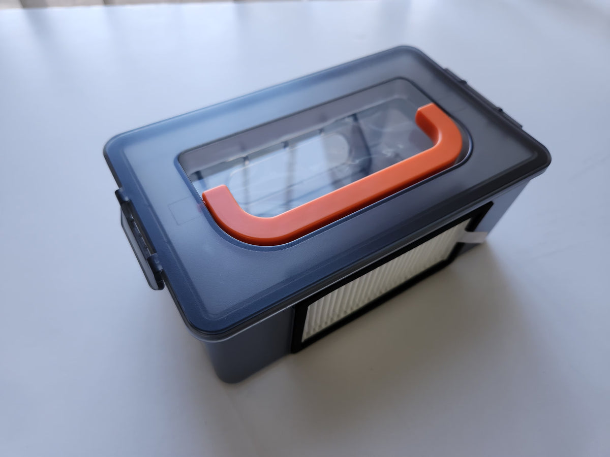 RV1800 Dust Bin