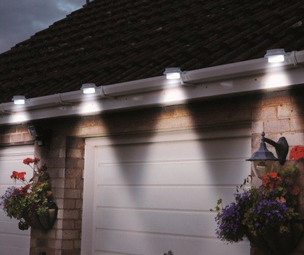 Solar Multipurpose Light w/ Screw & Mount, Energy-Saving & Rechargeable